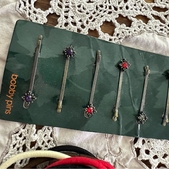 Hair goodies - Picture 4 of 6